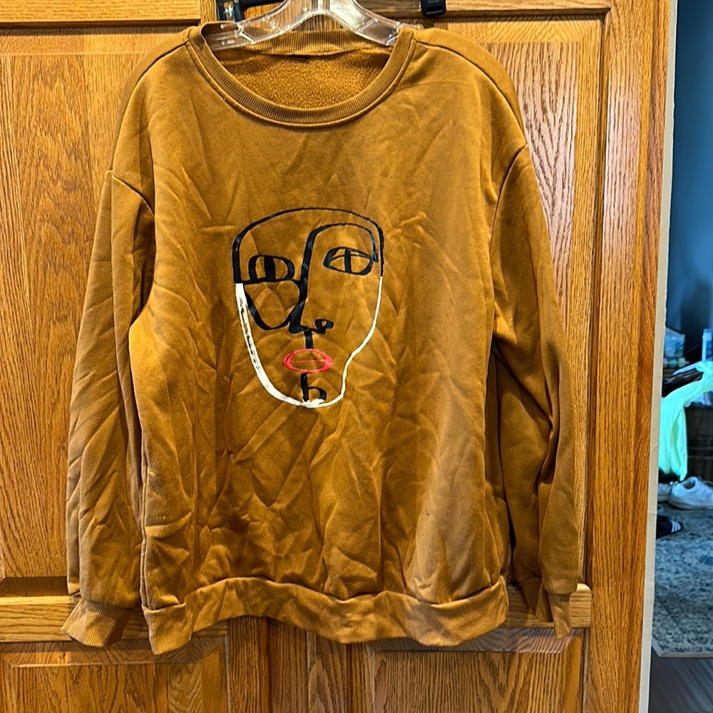 Face sweatshirt
